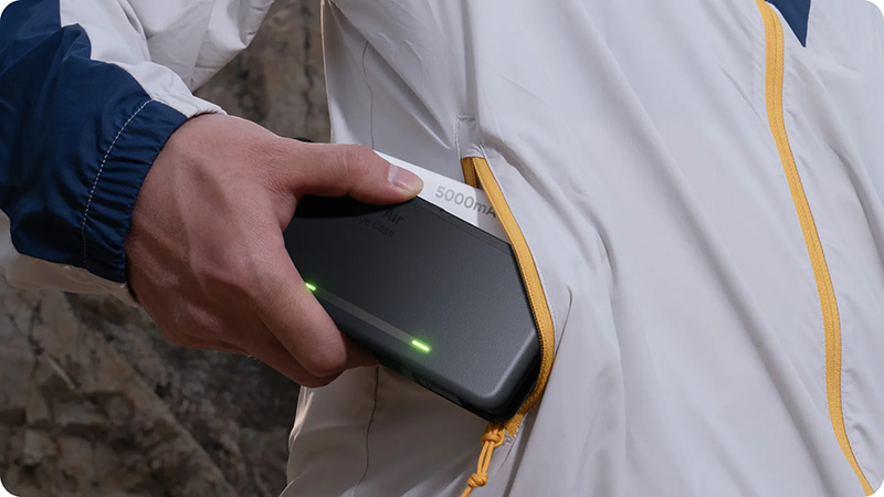 Insta360 X4 Air 多功能充電管家|自帶 USB Type-C 電源線|先創國際